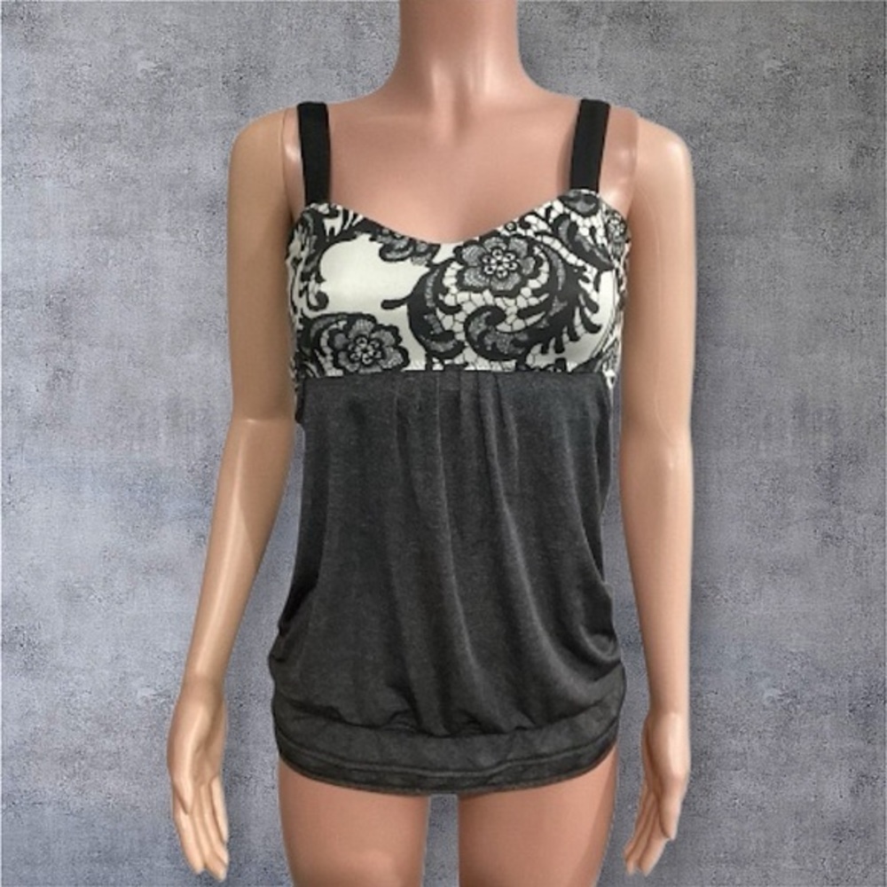 Lululemon Run Back on Track Tank Floral Lace Print Size 8